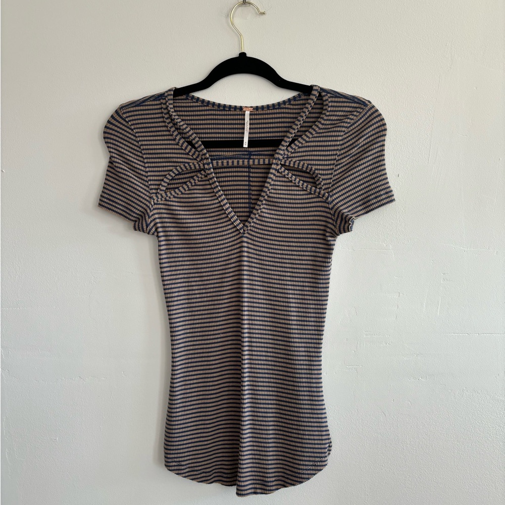 Free People M Striped Chest Cut Out Blue Tan Short Sleeve Top